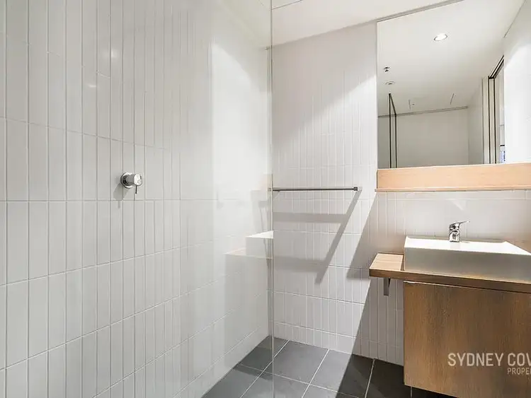 Fifth view of Homely apartment listing, 404/129 Harrington Street, Sydney NSW 2000