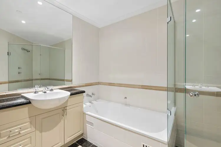 Fifth view of Homely apartment listing, 168 Kent St, Sydney NSW 2000