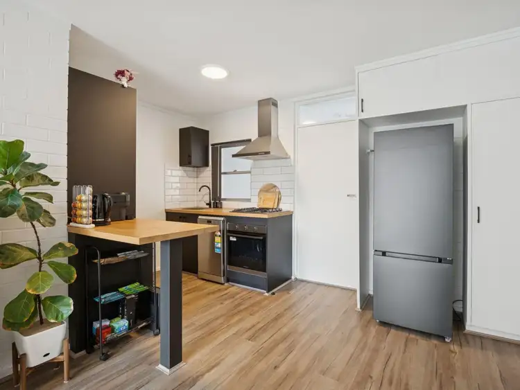 7/320 Canning Highway