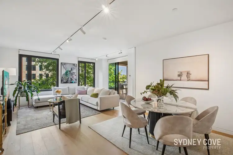 18 Loftus Street