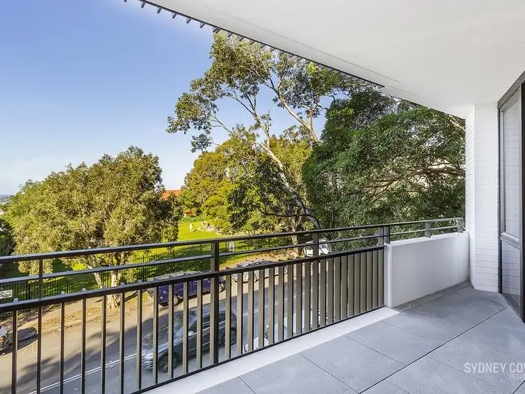 38 Wellington Street