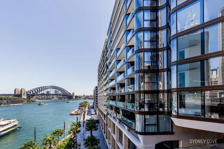 71 Macquarie St