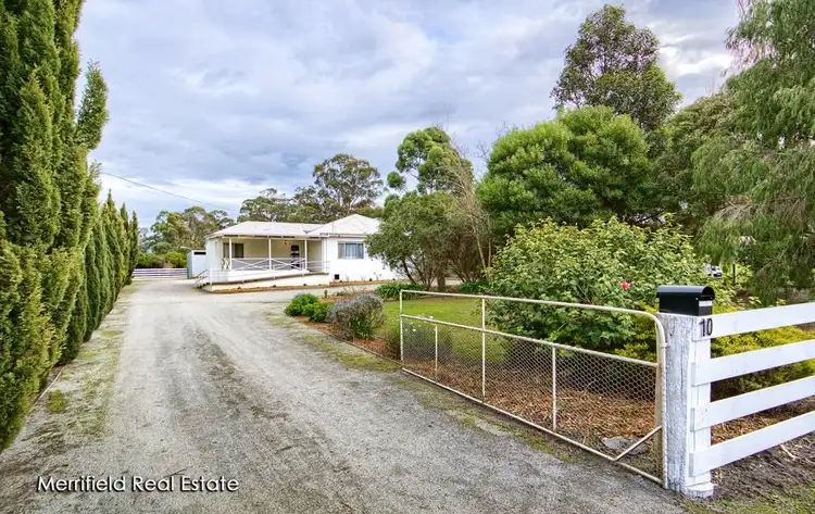 10 Bottlebrush Road, Gledhow WA 6330