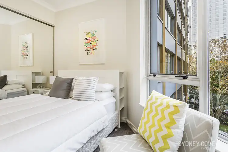 Third view of Homely apartment listing, 1013/38 Bridge St, Sydney NSW 2000