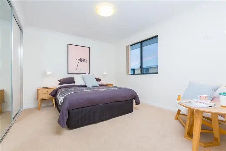 Sixth view of Homely apartment listing, 18/10 Whitlock Road, Queens Park WA 6107