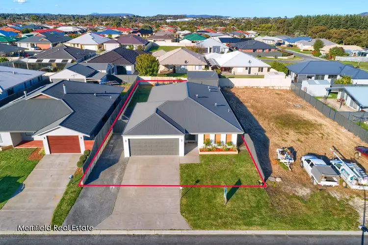 11 Goddard Way, Mckail WA 6330