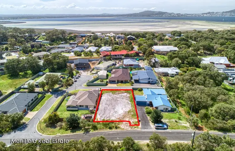 60 Wilson Street, Little Grove WA 6330