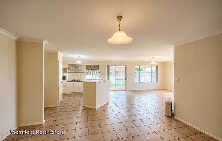 Fourth view of Homely house listing, 7 Deacon Crescent, Yakamia WA 6330