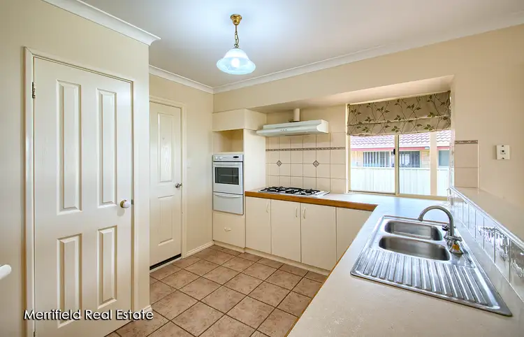 Fifth view of Homely house listing, 7 Deacon Crescent, Yakamia WA 6330