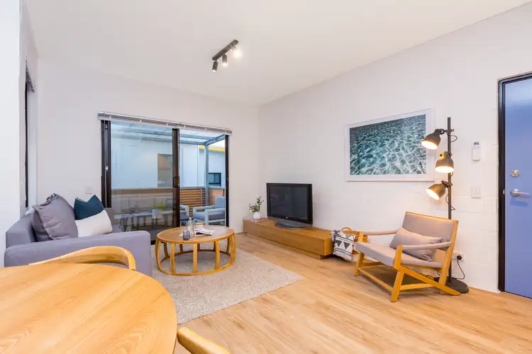 15/15 Cummins Street, Willagee WA 6156