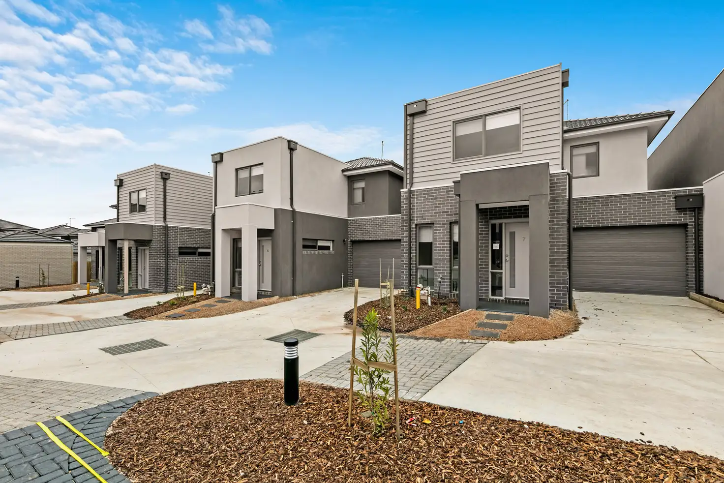Main view of Homely townhouse listing, 4/16 Sylvanwood Crescent, Narre Warren VIC 3805