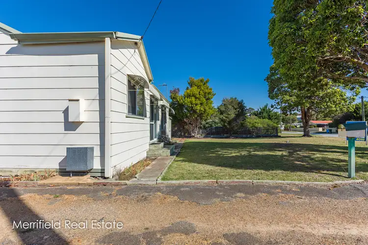 Sixth view of Homely house listing, 4 Leslie Street, Yakamia WA 6330