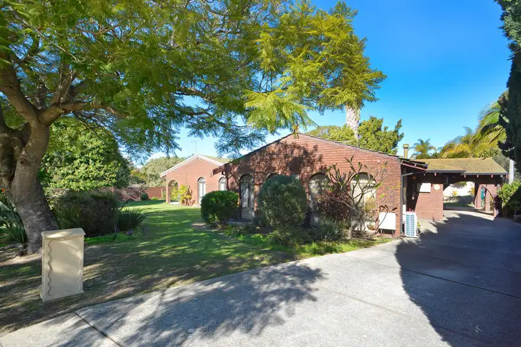 40 Legana Ave, Kingsley WA 6026