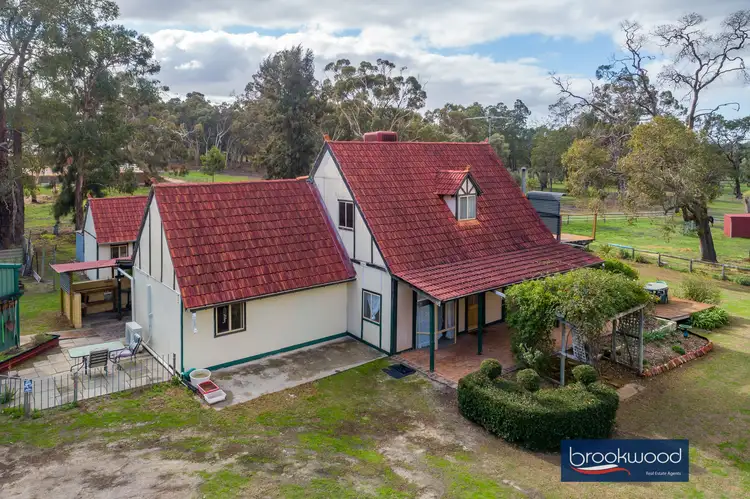 10 Tamma Road, Bakers Hill WA 6562