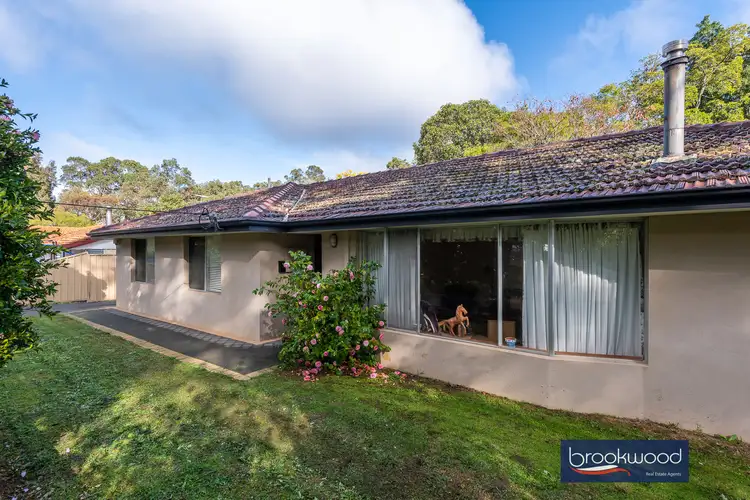 28 Mundaring Weir Road, Mundaring WA 6073