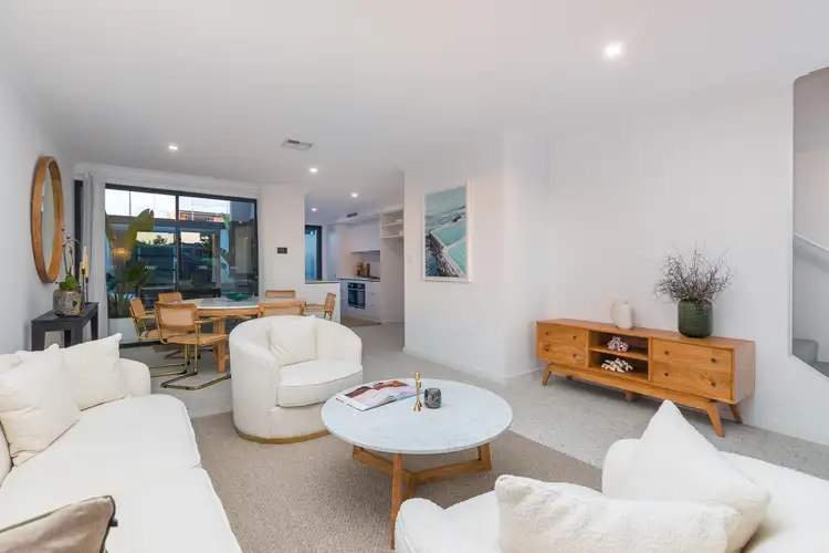 68 Penzance Circuit, Glendalough WA 6016