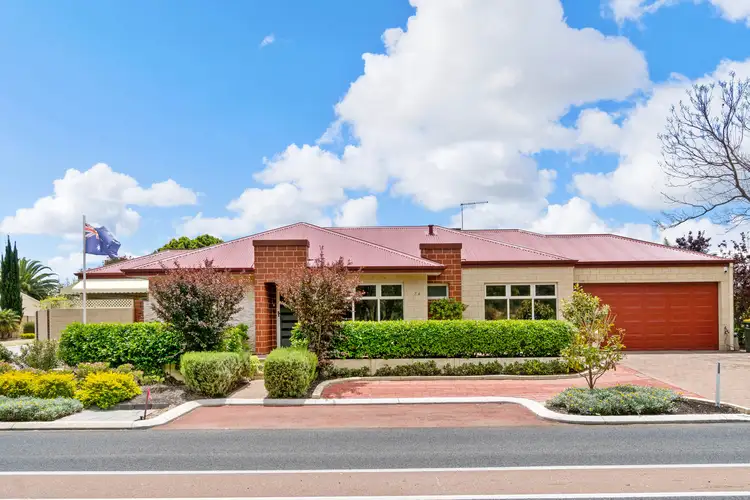 74 Trailwood Drive, Woodvale WA 6026