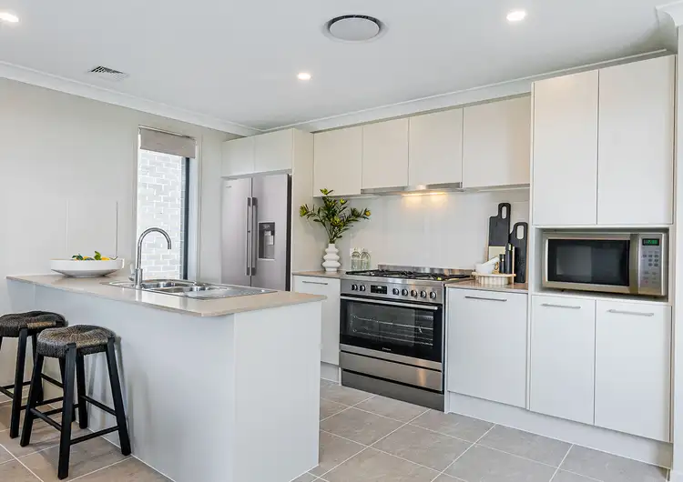 Second view of Homely house listing, 7 Narooma Street, Tullimbar NSW 2527