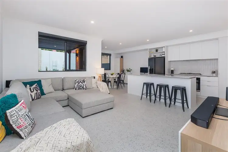 7 Penzance Circuit, Glendalough WA 6016