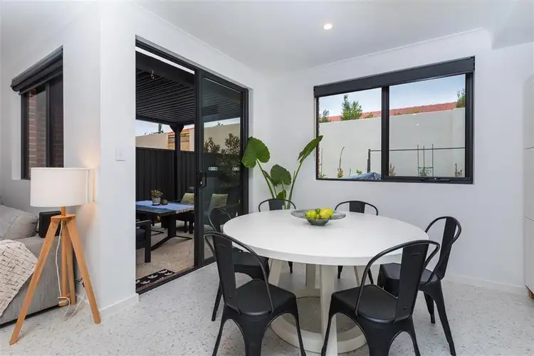 Seventh view of Homely townhouse listing, 7 Penzance Circuit, Glendalough WA 6016