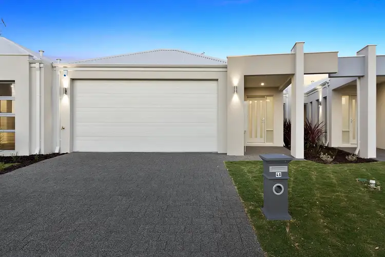 4A Kinsale Parkway, Canning Vale WA 6155