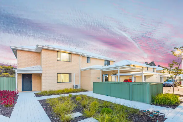 20/18 Whitlock Road, Queens Park WA 6107