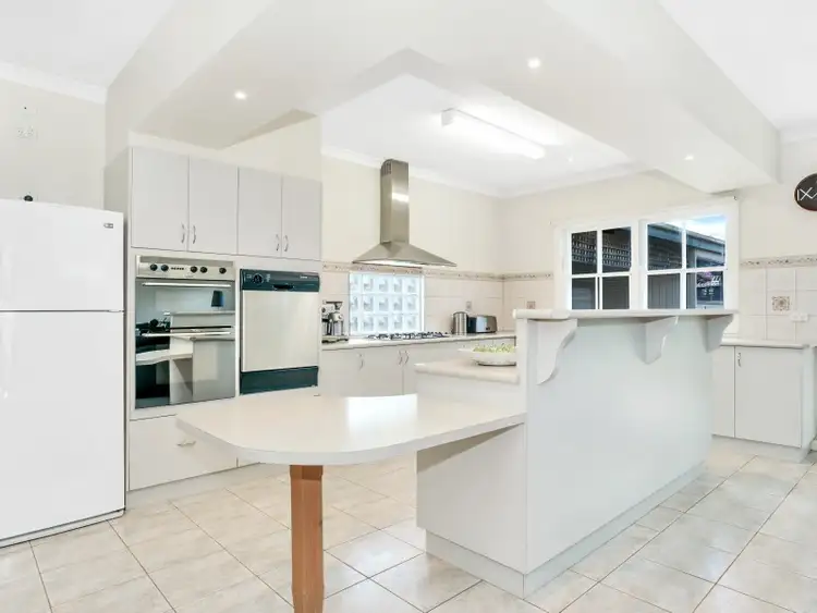Fourth view of Homely house listing, 10 Hanley Street, Avondale Heights VIC 3034