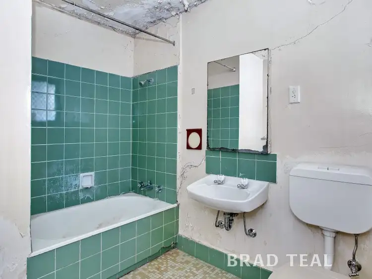 Fifth view of Homely apartment listing, 3/332 Pascoe Vale Road, Essendon VIC 3040