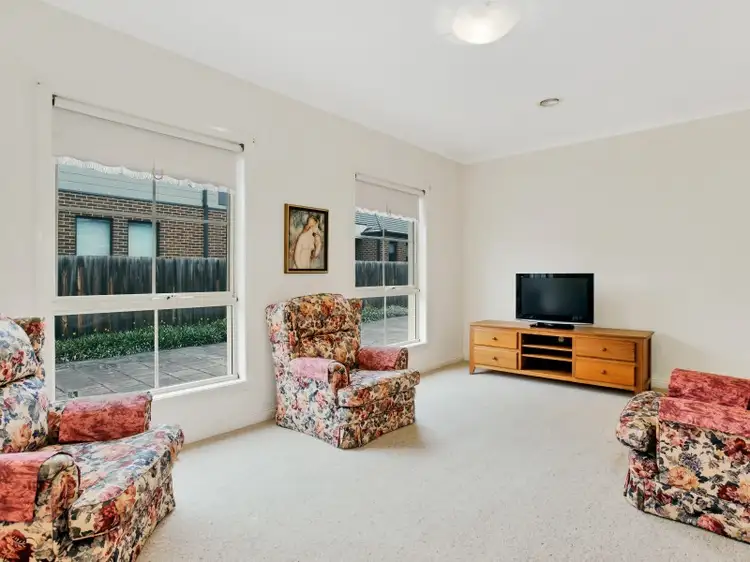 Second view of Homely unit listing, 2/21 Gregory Street, Oak Park VIC 3046