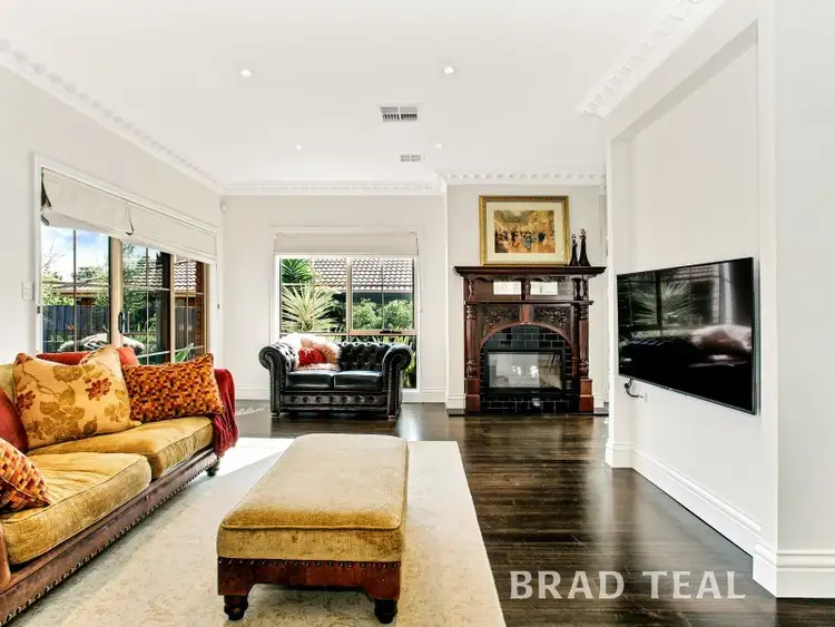 Fifth view of Homely house listing, 10 Fireball Court, Taylors Lakes VIC 3038