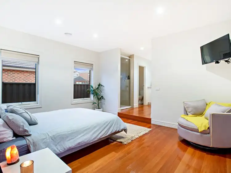 Sixth view of Homely house listing, 76 Jindabyne Avenue, Taylors Hill VIC 3037