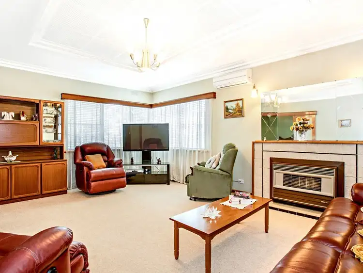 Third view of Homely house listing, 10 Beryl Street, Essendon West VIC 3040