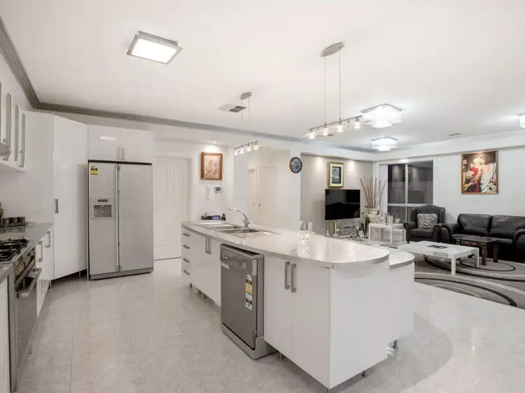 Sixth view of Homely house listing, 85 Rutherglen Crescent, Gowanbrae VIC 3043