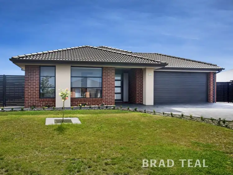 12 Triandra Avenue, Romsey VIC 3434
