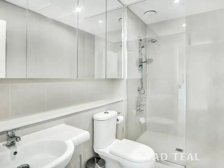 Sixth view of Homely apartment listing, 31/1 Woodward Way, Caroline Springs VIC 3023