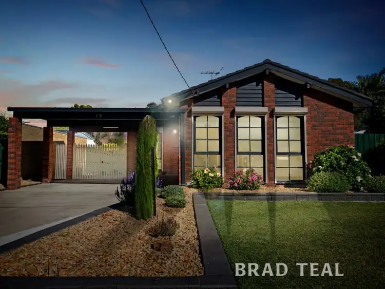 19 Rowan Drive, Kealba VIC 3021