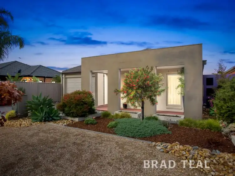 23 Drummond St, Caroline Springs VIC 3023