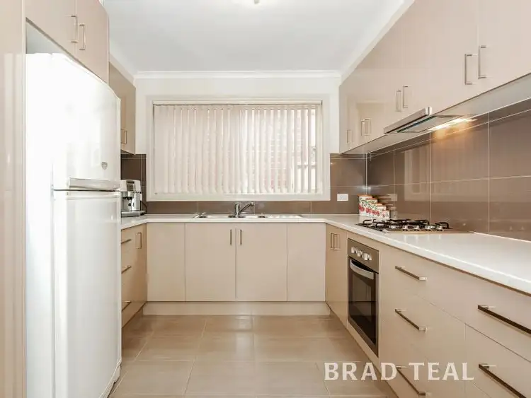 Fourth view of Homely house listing, 8 Bendigo Circuit, Caroline Springs VIC 3023