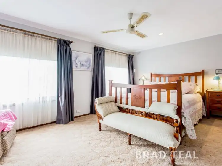 Sixth view of Homely house listing, 10 Hoban Close, Keilor Downs VIC 3038