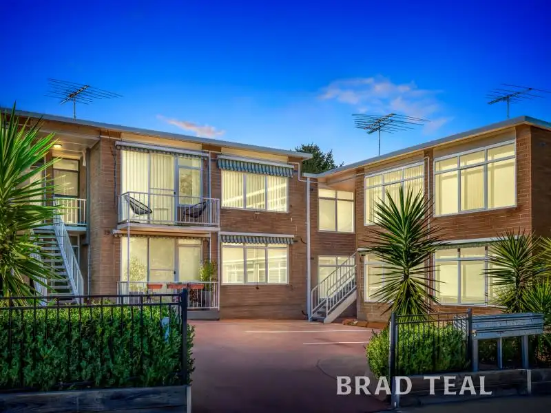 Main view of Homely apartment listing, 2/19 Fletcher Street, Essendon VIC 3040