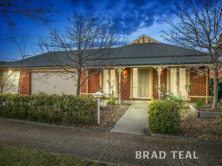 93 Wolviston Avenue, Hillside VIC 3037