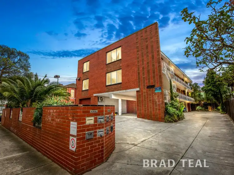 6/46 Geelong Road, Footscray VIC 3011