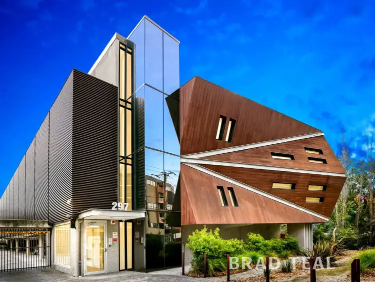 18/297 Pascoe Vale Road, Essendon VIC 3040