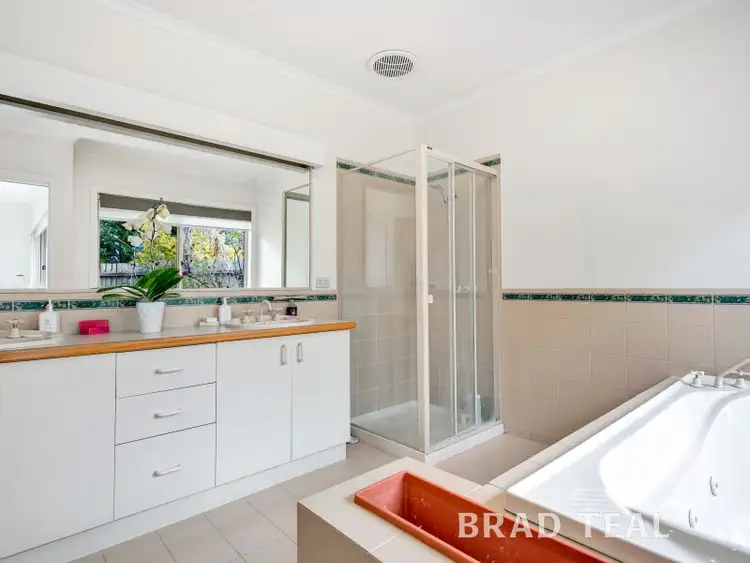 Sixth view of Homely house listing, 7 Tulloch Court, Keilor Downs VIC 3038