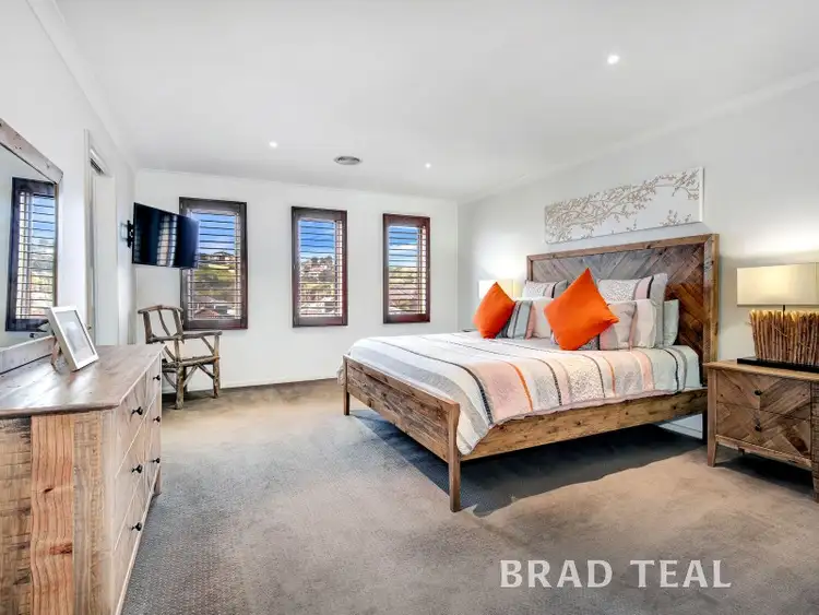 Sixth view of Homely house listing, 6 Hannah Pascoe Drive, Gowanbrae VIC 3043