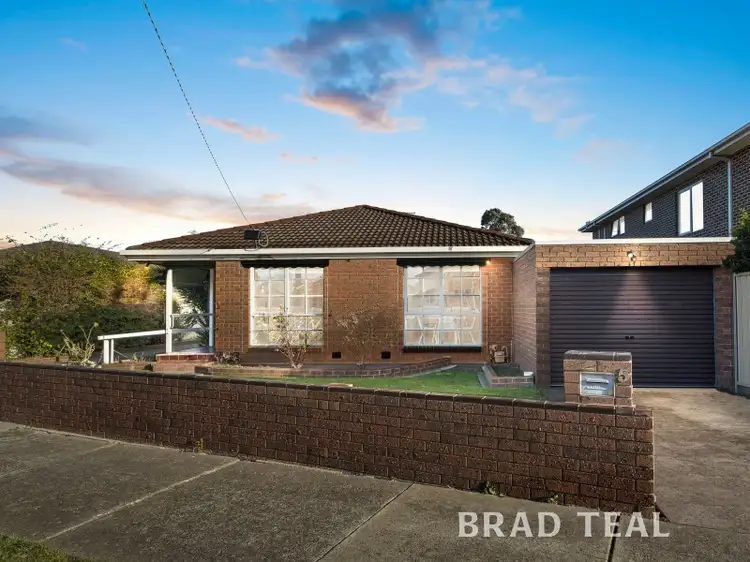 Main view of Homely unit listing, 1/5 Cudmore Street, Essendon VIC 3040