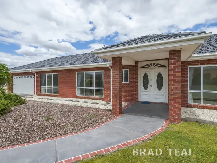 Second view of Homely house listing, 14 Sauvignon Court, Sunbury VIC 3429