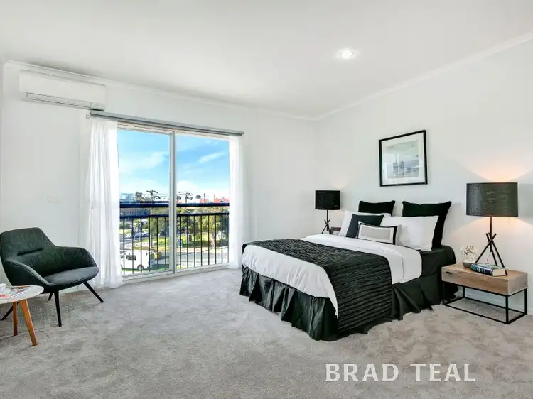 Fourth view of Homely townhouse listing, 27 Cavalry Circuit, Maribyrnong VIC 3032