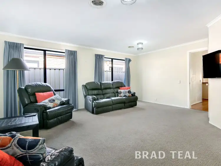 Fifth view of Homely house listing, 12 Richardson Court, Caroline Springs VIC 3023