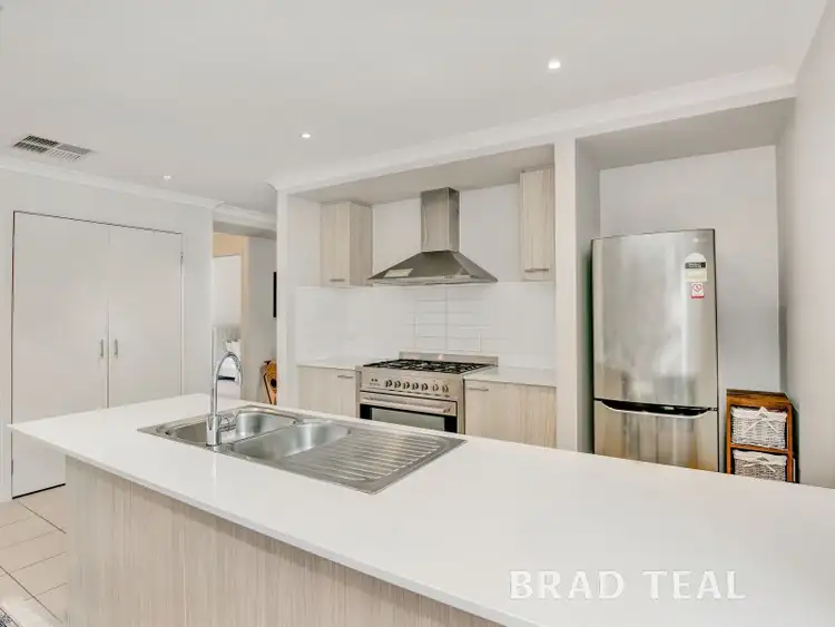 Fourth view of Homely house listing, 15 Devonport Court, Taylors Hill VIC 3037